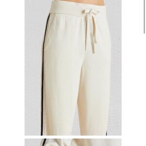 Women's Cream Jogger Pants